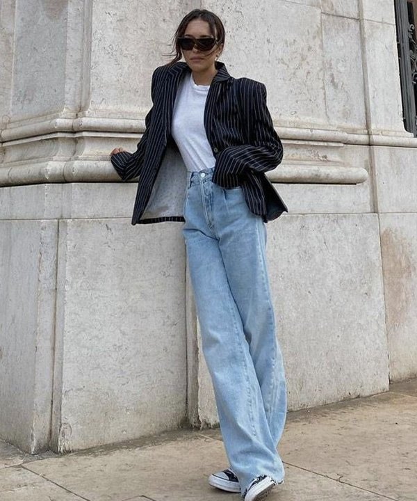 Débora Rosa - itens inusitados - wide leg jeans - outono - street style - https://stealthelook.com.br