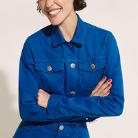jaqueta de sarja feminina pantone cropped com barra a fio azul