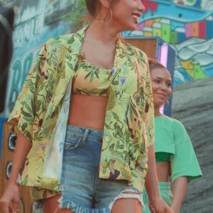 Copie os looks do novo clipe da Anitta