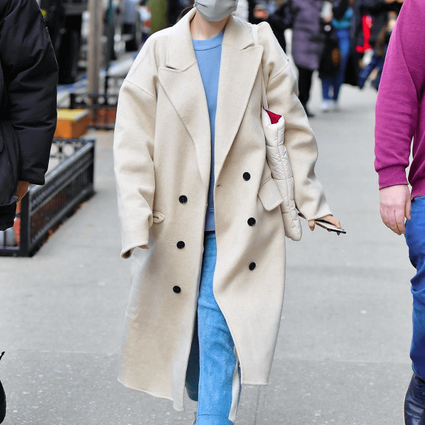 Copie 5 looks de inverno da Selena Gomez