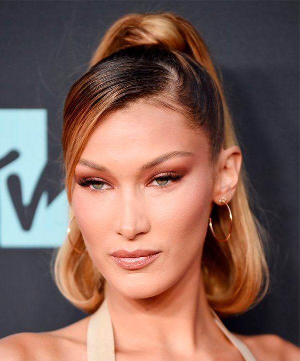 Bella Hadid - cabelo - cabelo loiro - inverno  - brasil - https://stealthelook.com.br