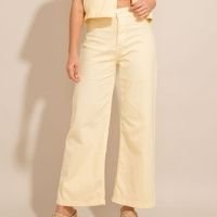 calça wide pantalona de sarja cintura super alta amarela claro