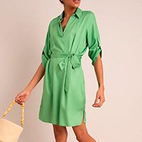 vestido curto chemise de viscose com faixa para amarrar manga curta verde