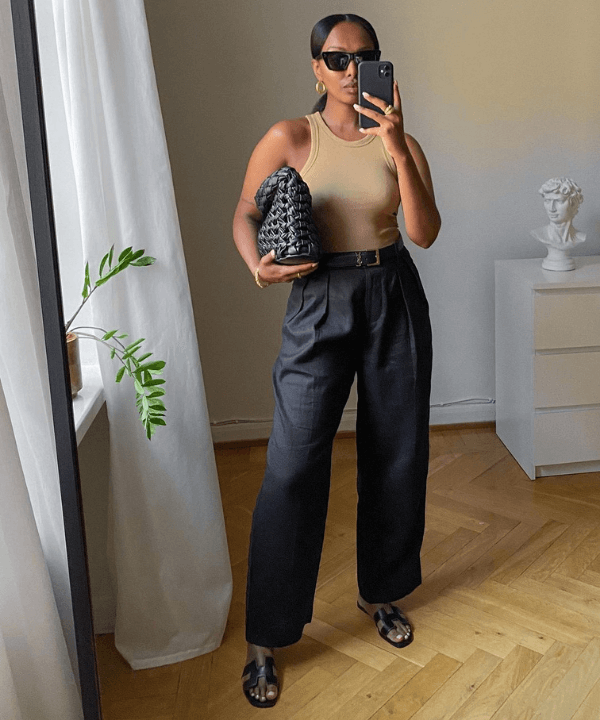 Lydia | @femmeblk - Street Style - looks com calça preta - Verão - Steal the Look  - https://stealthelook.com.br