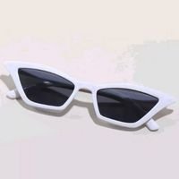 Óculos de Sol Cat Eye Branco Retro Vintage Gatinho UV400 - SUNONE