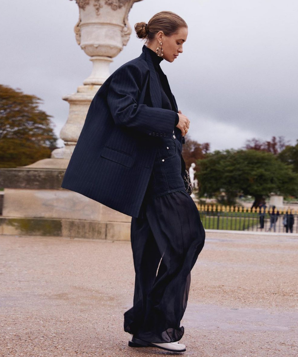 Pernille Teisbaek - Casual - Semana de Moda de Paris - Verão - Steal the Look - https://stealthelook.com.br
