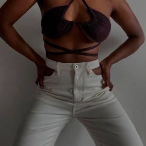 8 looks estilosos com calças brancas!