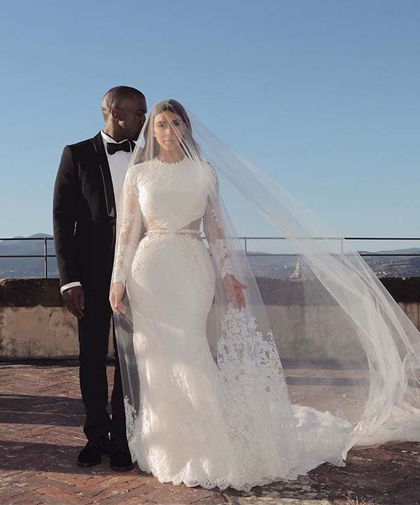 Kim Kardashian - casamento - vestido de noiva - primavera - brasil - https://stealthelook.com.br