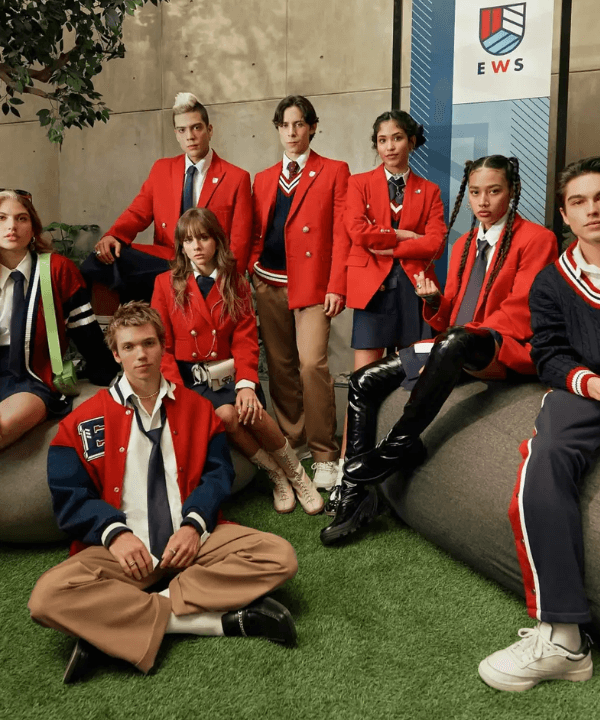 Rebelde - poster de série - lançamentos da Netflix - verão - Netflix - https://stealthelook.com.br