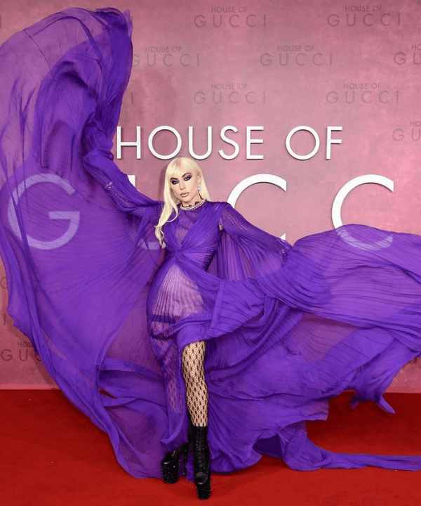 Lady Gaga - Lady Gaga vestindo Gucci para première House of Gucci - Method Dressing - Verão 2022 - red carpet - https://stealthelook.com.br