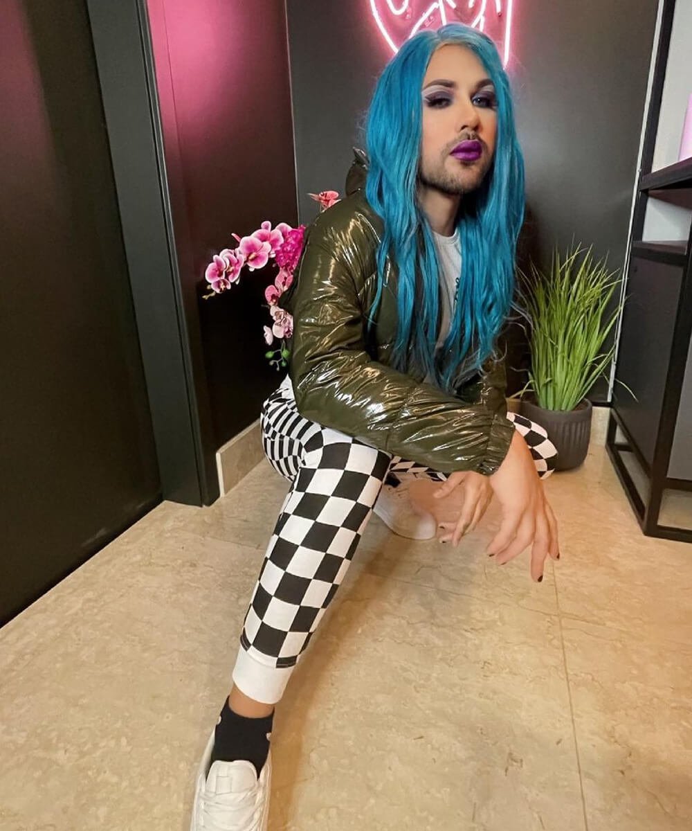 Samira close - artistas - drag queen - comediante - arte drag - https://stealthelook.com.br