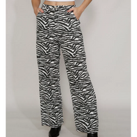 calça wide reta alfaiataria estampada animal print zebra cintura alta mindset branca