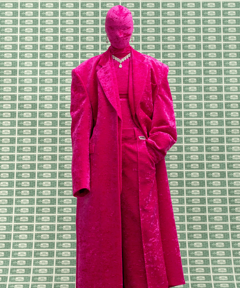 Apresentação Vetements - look inteiro rosa com máscara - semana de moda de Nova York - Outono - Nova York - https://stealthelook.com.br