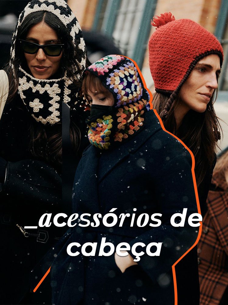 Street Style de Nova York - acessórios de cabeça estilosos - semana de moda de Nova York - Inverno - em pé na rua - https://stealthelook.com.br