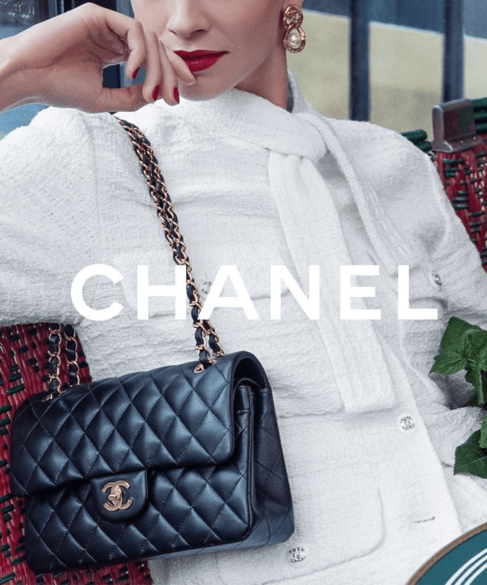 CHANEL - bolsa icônica chanel - marcas de luxo - Verão 2022 - campanha - https://stealthelook.com.br