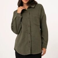 jaqueta shacket de flanela verde militar