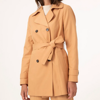 casaco trench coat com faixa e ombreiras caramelo