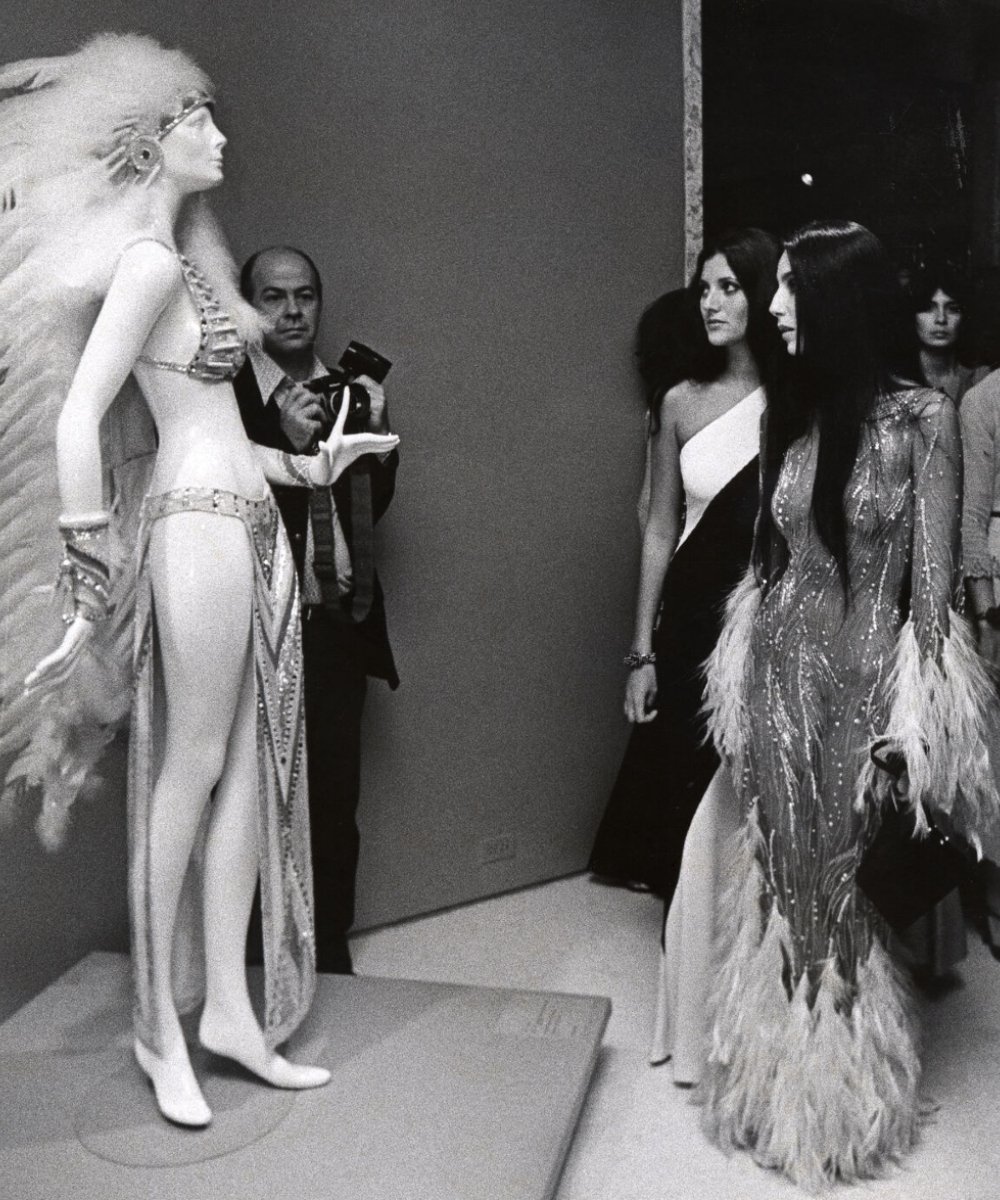 Cher - Metropolitan Museum of Art - história da moda - evento - Met Gala - https://stealthelook.com.br