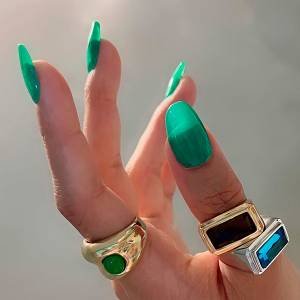 6 inspirações para aderir às jelly nails