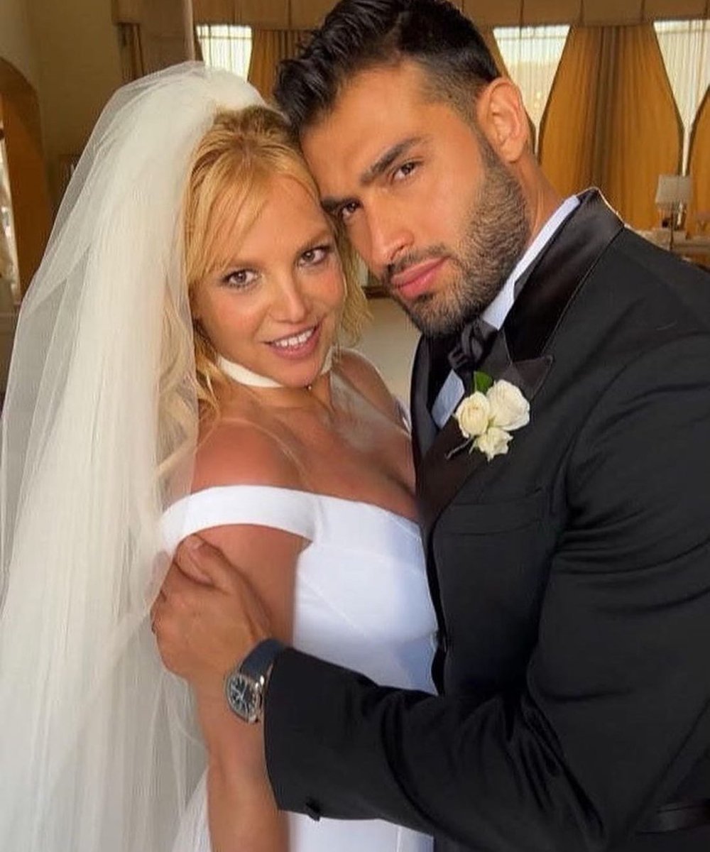 Britney Spears - fotos - casamento - dia dos namorados - Britney Spears e Sam Asghari - https://stealthelook.com.br
