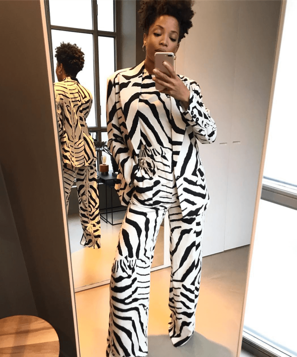 Ellie Delphine - conjunto de zebra - conjunto de zebra - Inverno 2022 - em casa - https://stealthelook.com.br