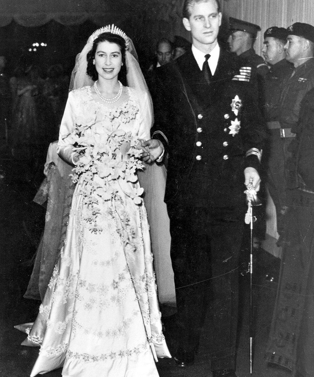 Rainha Elizabeth II - noiva-realeza-britanica - vestidos de noiva - inverno  - brasil - https://stealthelook.com.br
