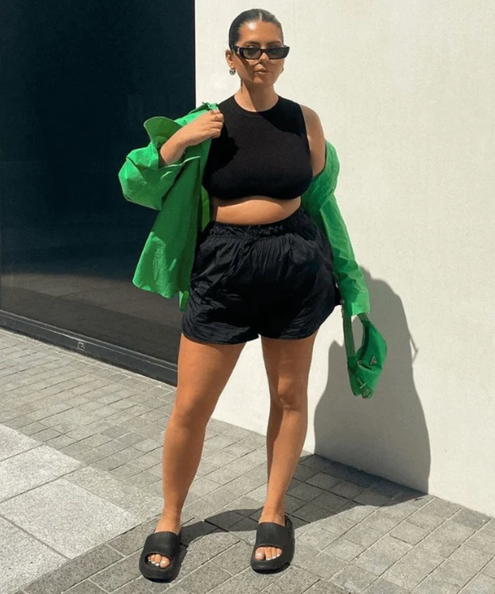 Freya Broni - conjunto preto camisa verde - look do dia - verão - street style - https://stealthelook.com.br