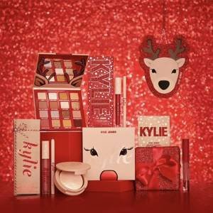 A nova coleção de natal da Kylie Cosmetics chegou ao Brasil