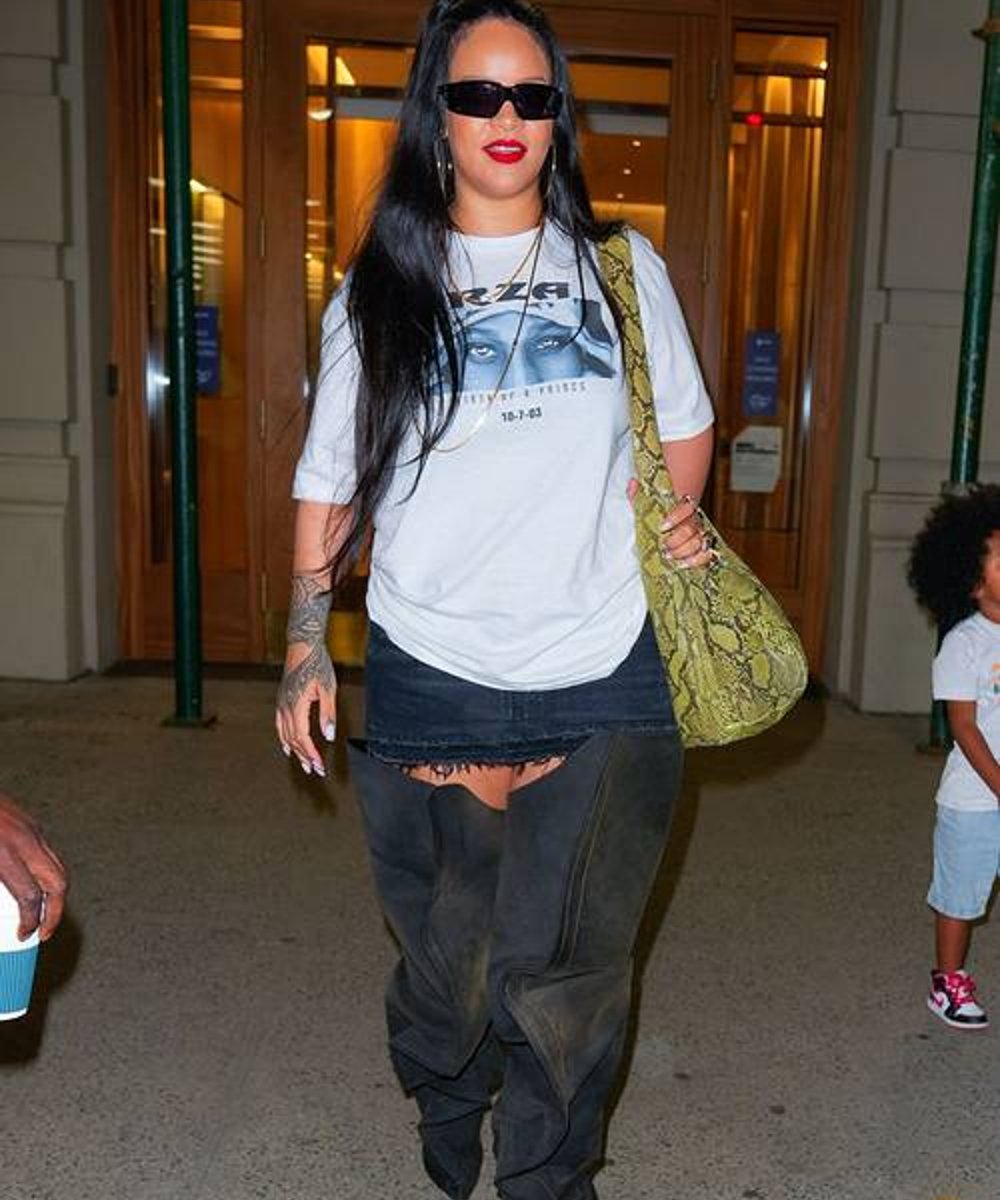 Rihanna - botas over the knee - sapatos polêmicos - verão - street style - https://stealthelook.com.br