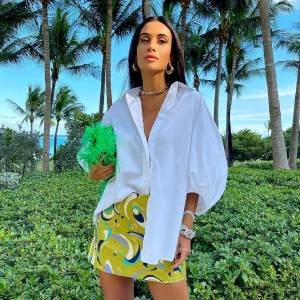 LOOK DO DIA: camisaria e saia estampada