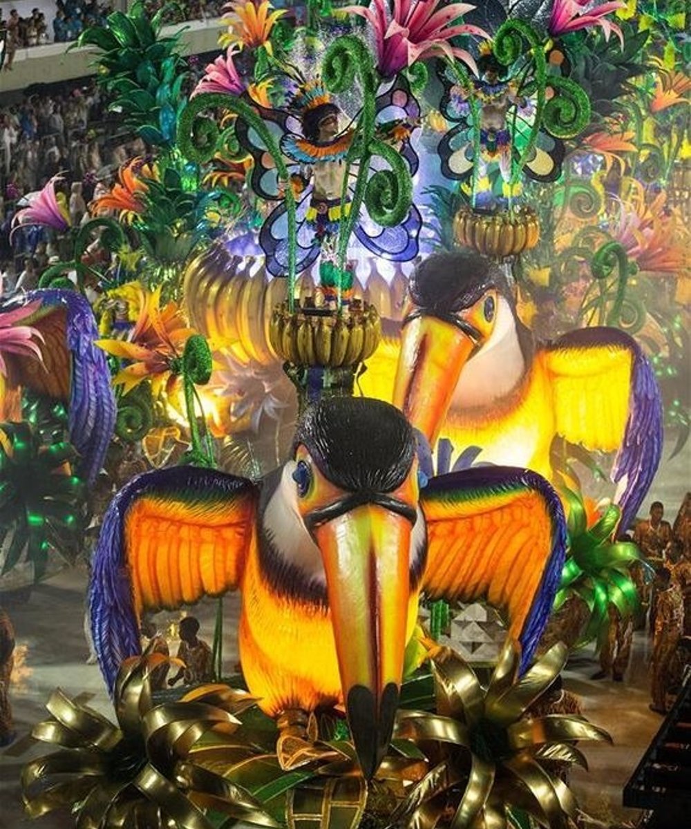 Luiza Fiorito - decor - decoração de Carnaval - festas - decoração - https://stealthelook.com.br