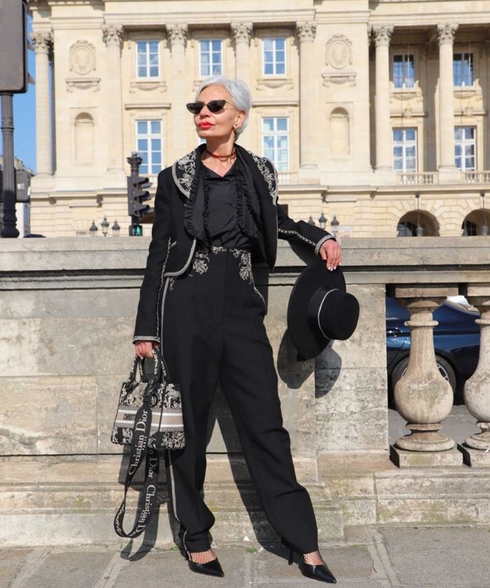 Grece Ghanem - desfile dior - paris fashion week - inverno - street style - https://stealthelook.com.br