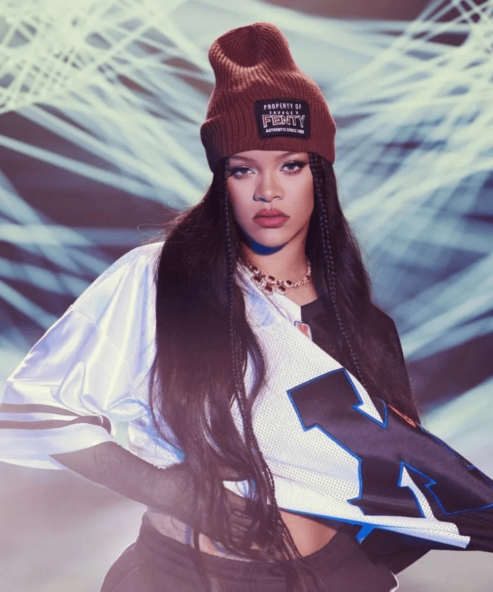 Rihanna - blusa de manga comprida  - Super Bowl  - inverno - Super Bowl  - https://stealthelook.com.br
