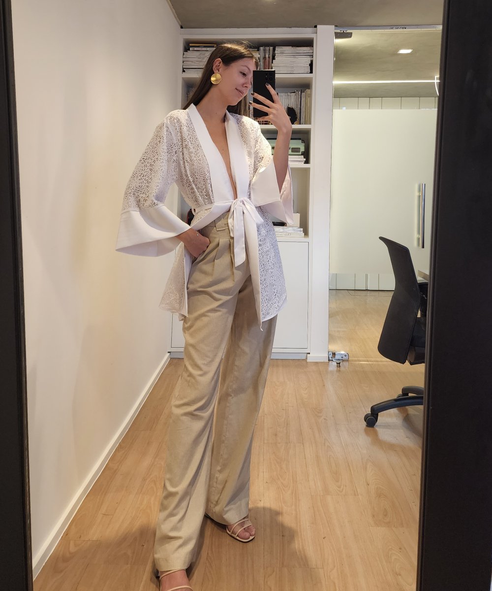 Ana Beatriz Hoffert - kimono branco - como usar lingerie - outono - street style - https://stealthelook.com.br