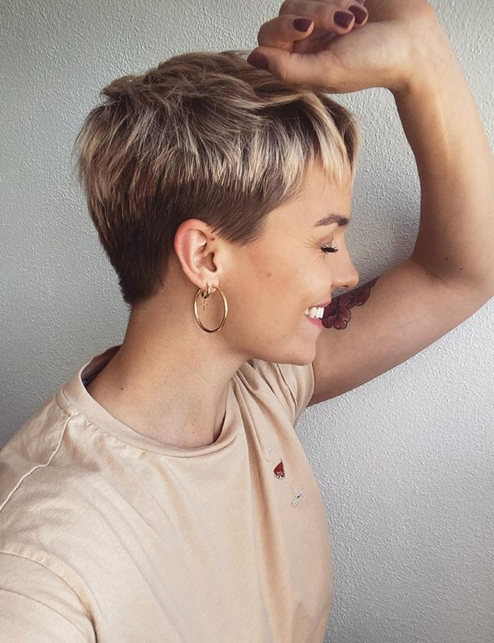 Nadja Prue - low fade - low fade - low fade - low fade - https://stealthelook.com.br