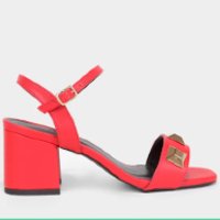 Sandália Shoestock Spikes Salto Bloco Feminina - Vermelho