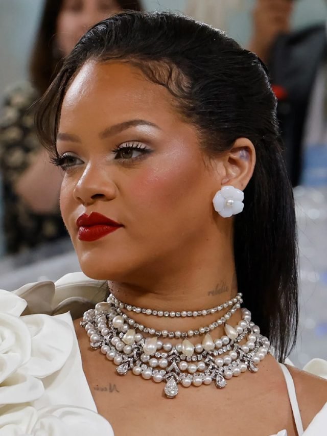 Este é O Batom Da Rihanna No Met Gala 2023 – STEAL THE LOOK