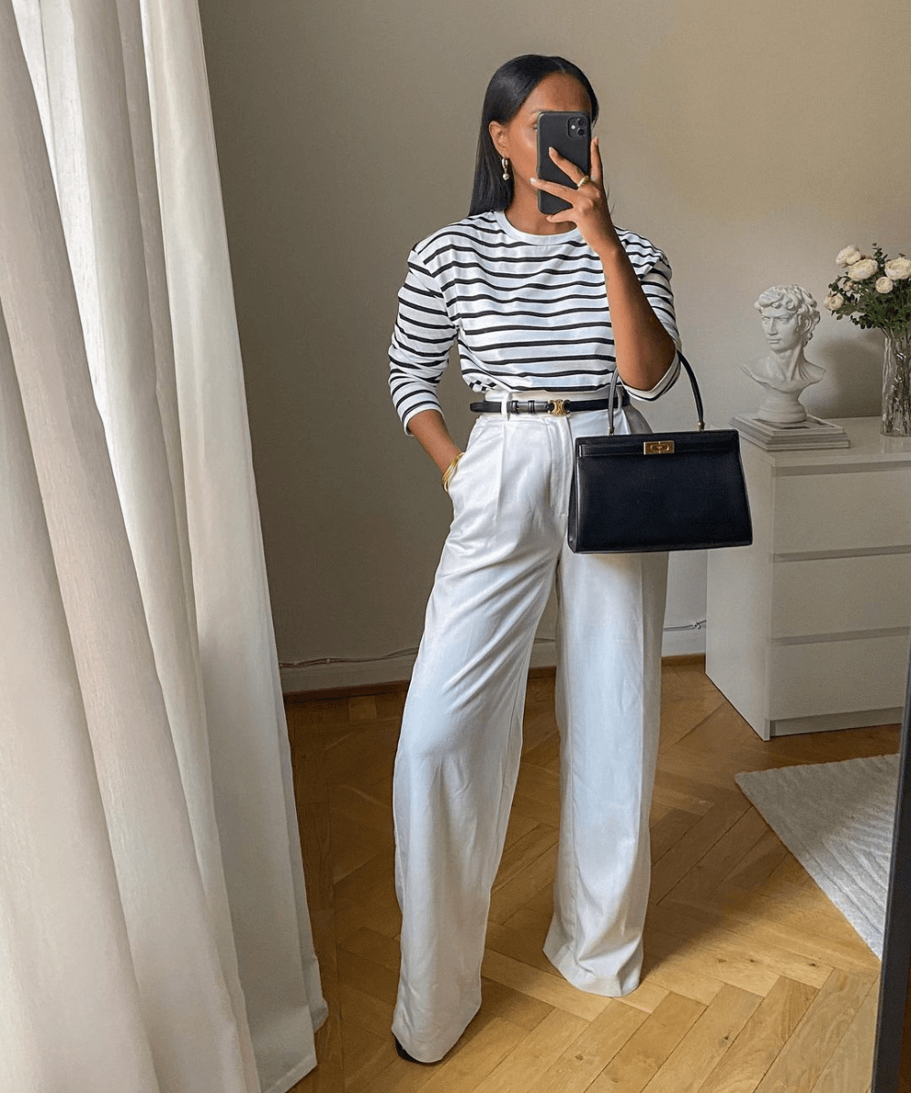 @femmeblk - calça de alfaiataria branca, blusa listrada e bolsa preta - calça de alfaiataria branca - outono - foto na frente do espelho - https://stealthelook.com.br