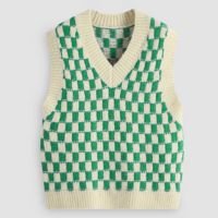 Colete de tricô padrão xadrez verde