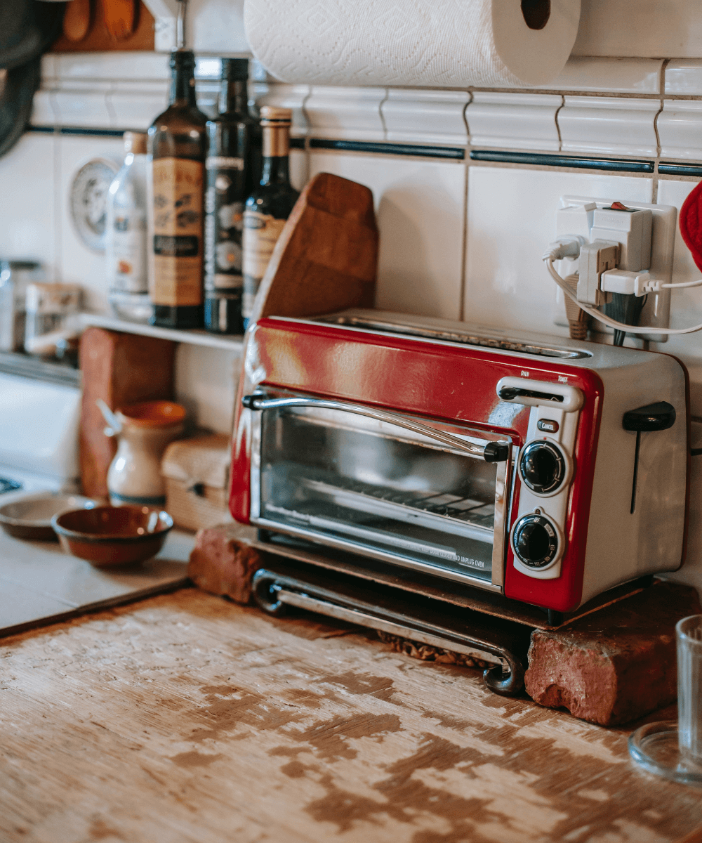 Charlotte May -     - cozinha rústica - outono - foto de um eletrodoméstico vermelho vintage - https://stealthelook.com.br