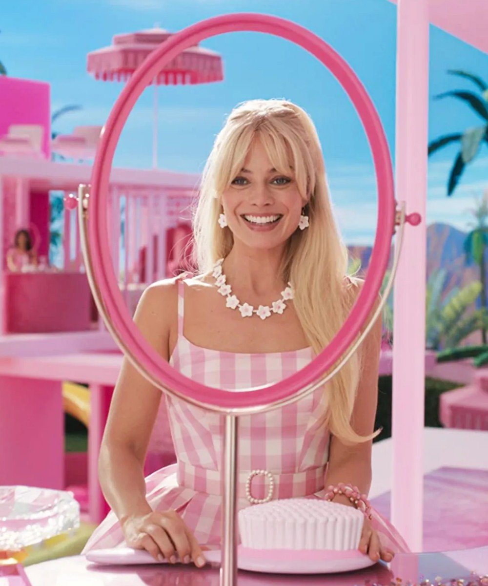 Margot Robbie - barbiecore - barbiecore - Verão - filme da Barbie - https://stealthelook.com.br