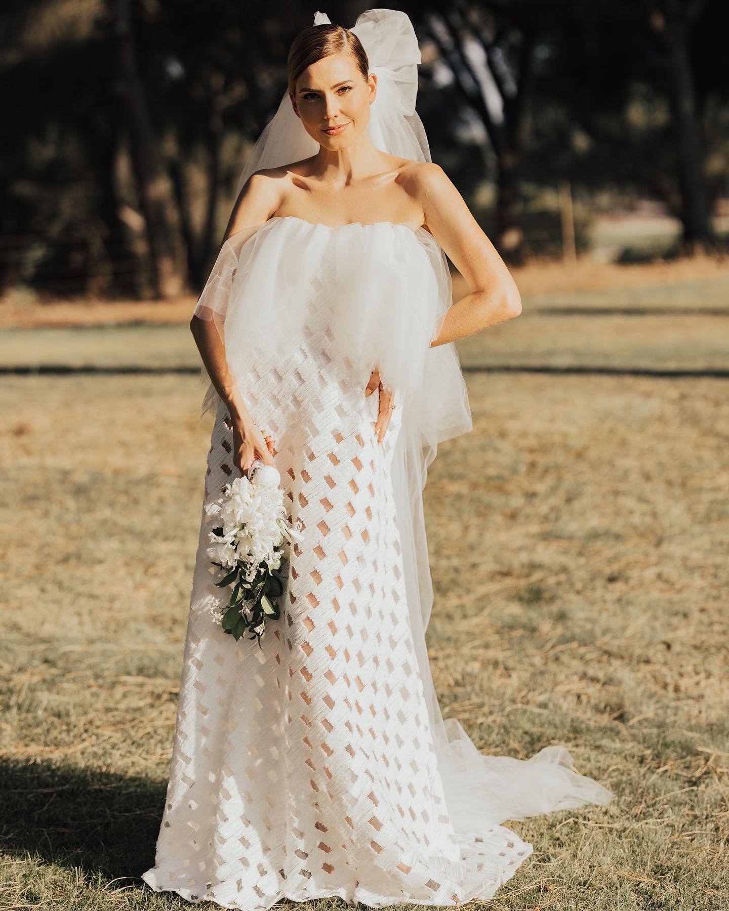 Livia de Bueno - vestido de noiva - vestido de noiva - Verão - Portugal - https://stealthelook.com.br