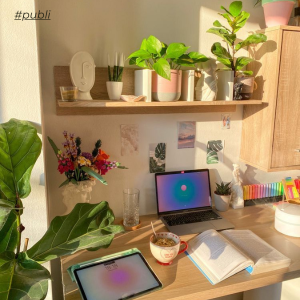 Como decorar e transformar a mesa de escritório – e todo o ambiente também