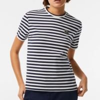 Camiseta feminina Lacoste em jérsei de algodão listrado com modelagem solta - Marinho+Branco