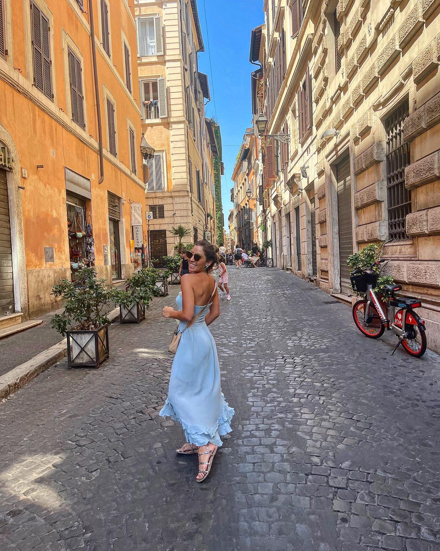 Isabela Akkari - Vestido longo - Europecore - Verão - Roma - https://stealthelook.com.br