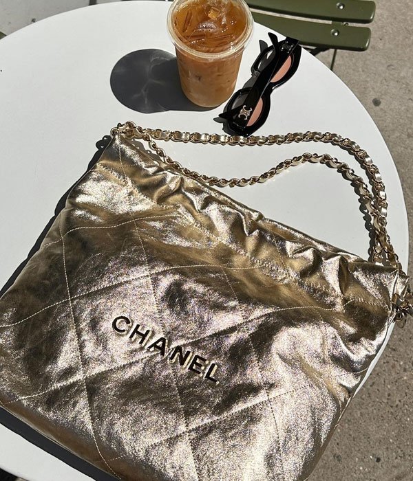 Chanel - como identificar uma bolsa falsa - como identificar uma bolsa falsa - Verão - Estados Unidos - https://stealthelook.com.br