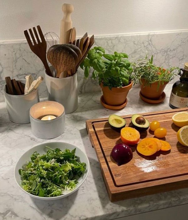 Cozinha - vaso na cozinha - item de decoração barato - Verão - Pinterest - https://stealthelook.com.br