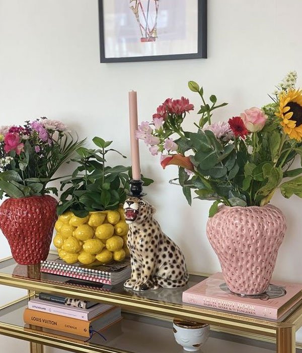 vaso - vaso na sala - item de decoração barato - Verão - Pinterest - https://stealthelook.com.br