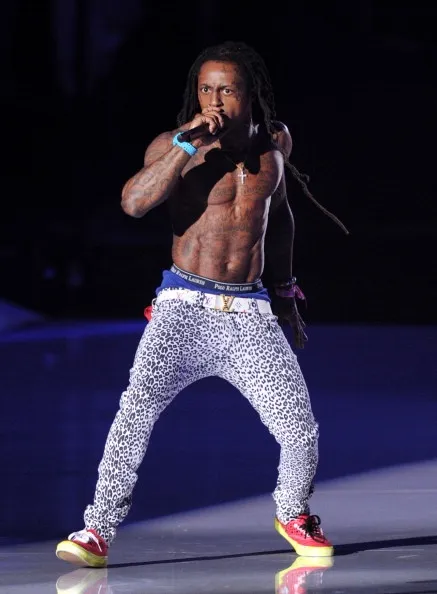 Lil Wayne - hip hop - dia do hip hop - moda - cultura negra - https://stealthelook.com.br
