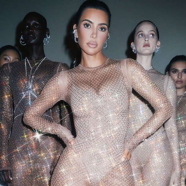 O fenômeno Skims: conheça a marca da Kim Kardashian que vale US$ 4 bilhões